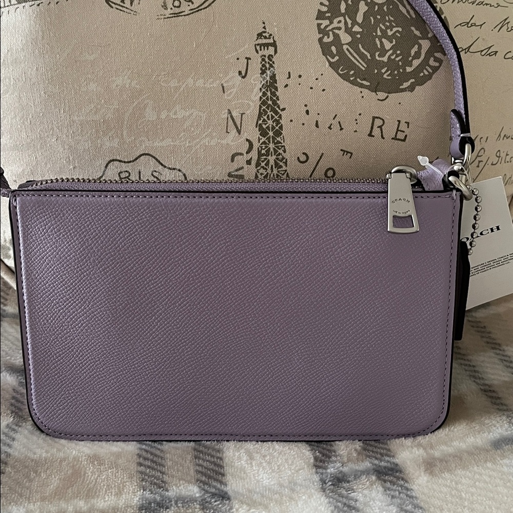 Coach Pouch Bag 💼 - Picture 2 of 10